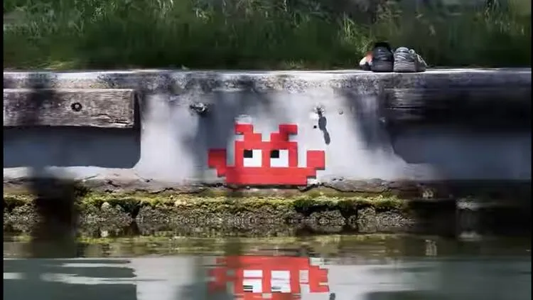 Invasion de La Villette — retrouver 32 mosaïques d’Invader