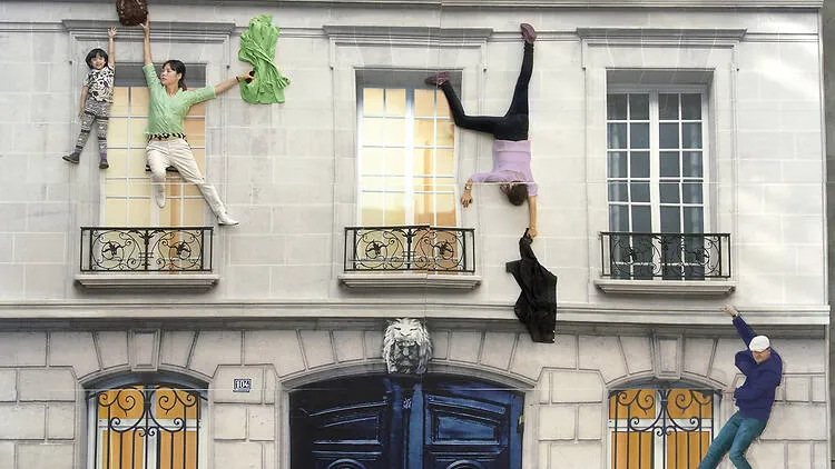 Leandro Erlich au Grand Palais — entrer dans l’illusion
