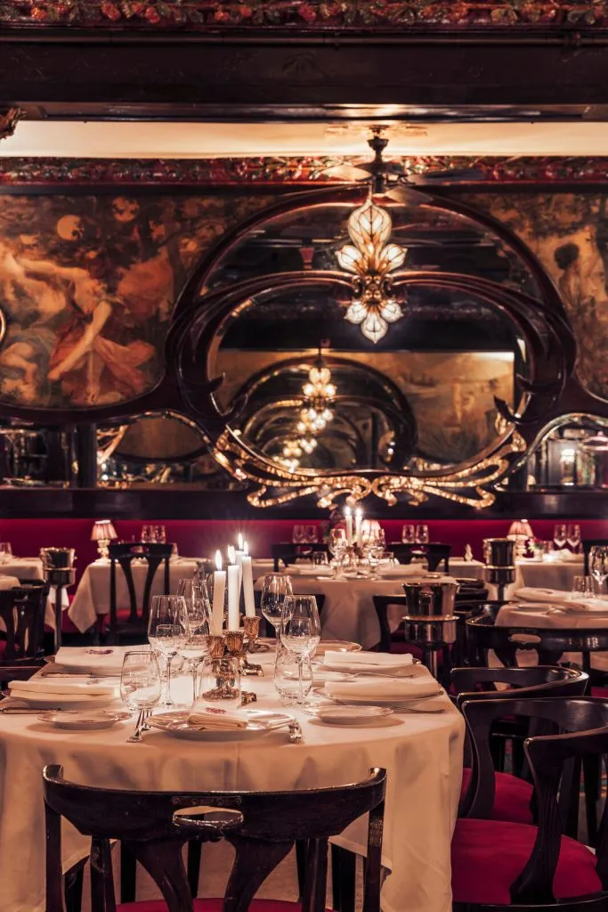 Dîner, Musique et Danse chez Maxim’s