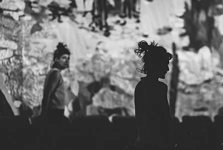 élégie, nos yeux fantômes