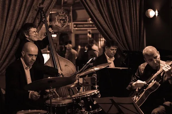 ✨Les soirées jazz mythiques de Saint-Germain-des-Prés 