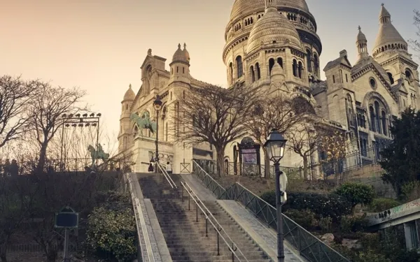Le cambrioleur de la Butte Montmartre : visite-enquête