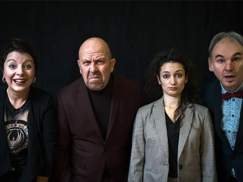 Louise, Monique, Bob et les autres