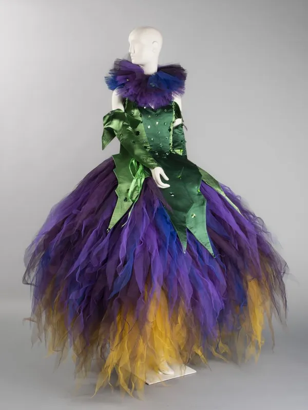 Visite Mon Précieux... "Le robe Violette de Popy Moreni"