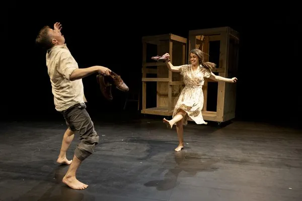 Spectacle Spoliation